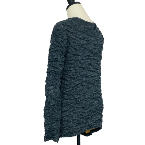 Pete Collection Long-sleeve Top Scrunchy Look Gray with Tan Lining Size Large - Picture 4 of 11
